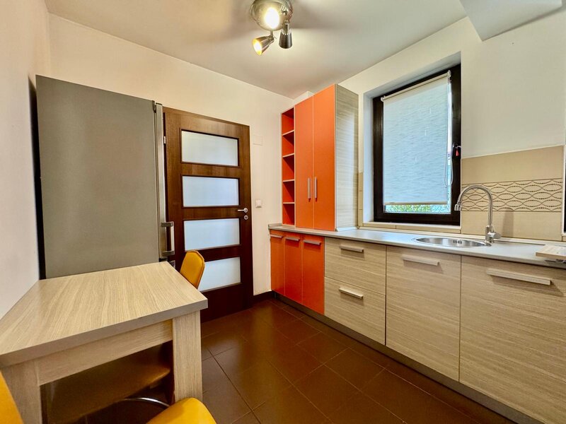 Bucurestii Noi, str. Galiceni, duplex in vila cu 6 camere,