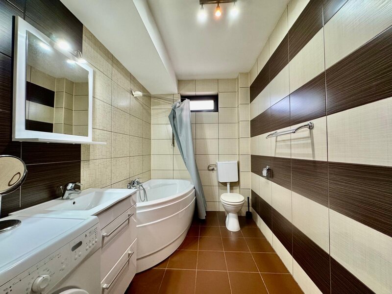 Bucurestii Noi, str. Galiceni, duplex in vila cu 6 camere,