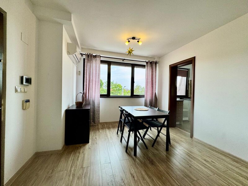 Bucurestii Noi, str. Galiceni, duplex in vila cu 6 camere,